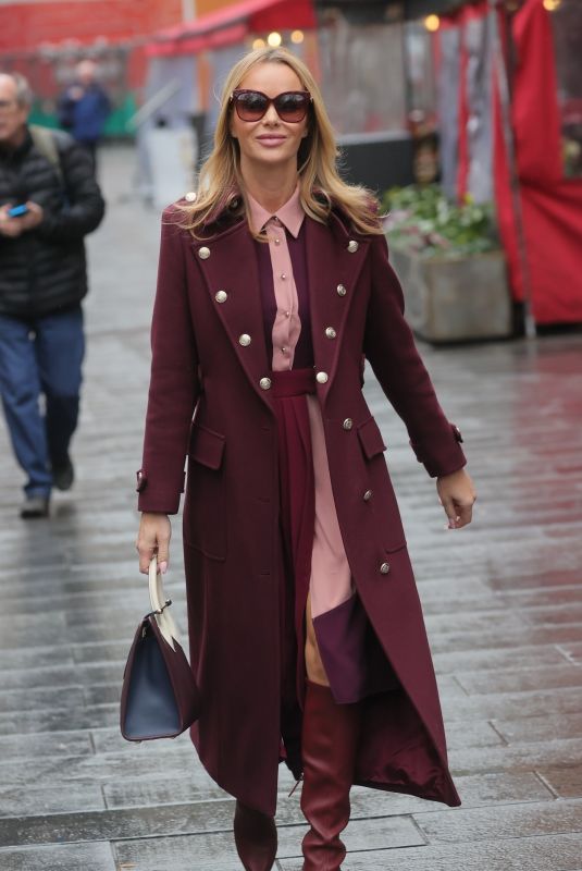 AMANDA HOLDEN Out in London 02/04/2022