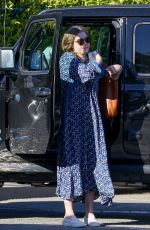 AMY ADAMS Arrives at Beauty Salon in Beverly Hills 02/17/2022