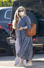 AMY ADAMS Arrives at Beauty Salon in Beverly Hills 02/17/2022