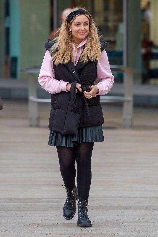 AMY DOWDEN Arrives at Her Hotel in Liverpool 02/03/2022
