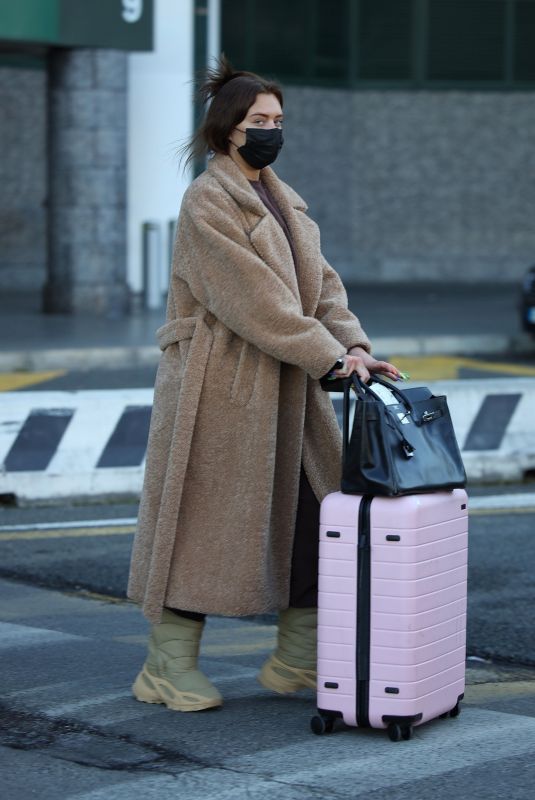 ANASTASIA KARANIKOLAOU Arrives in Milan 02/23/2022