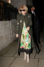 ANNA WINTOUR Arrives at Richard Quinn Show at London Fashion Week 02/19/2022