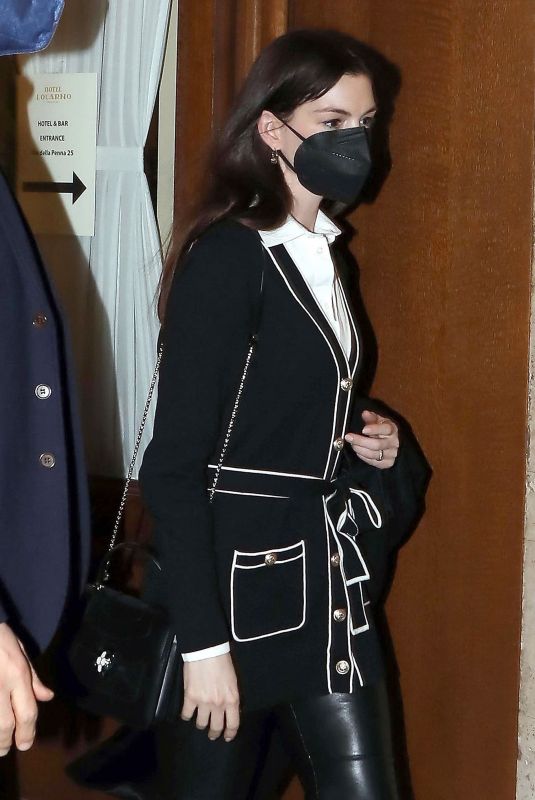 ANNE HATHAWAY Leaves Her Hotel in Rome 02/20/2022