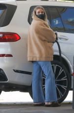 ASHLEE SIMPSON at a Gas Station in Los Angeles 02/27/2022