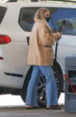 ASHLEE SIMPSON at a Gas Station in Los Angeles 02/27/2022