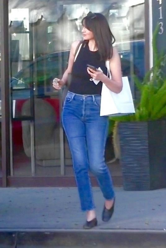 CAITRIONA BALFE Out Shopping in Beverly Hills 02/09/2022