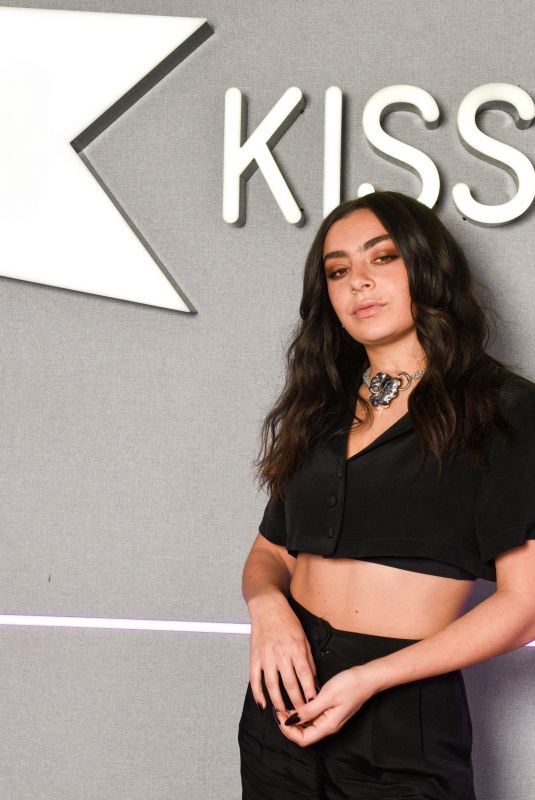 CHARLI XCX at Kiss FM