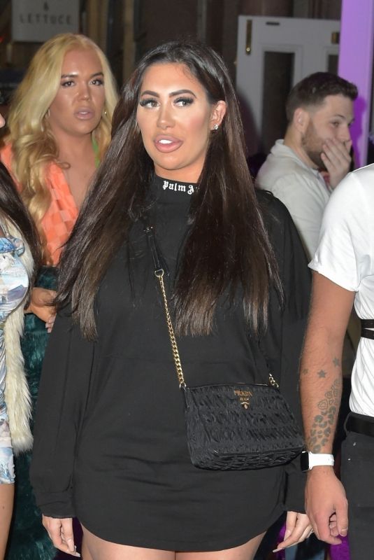 CHLOE FERRY with Friends at Toon in Newcastle 02/05/2022