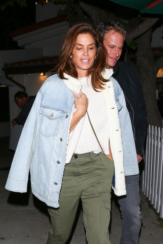 CINDY CRAWFORD and Rande Gerber Leaves Tra di Noi in Malibu 02/15/2022