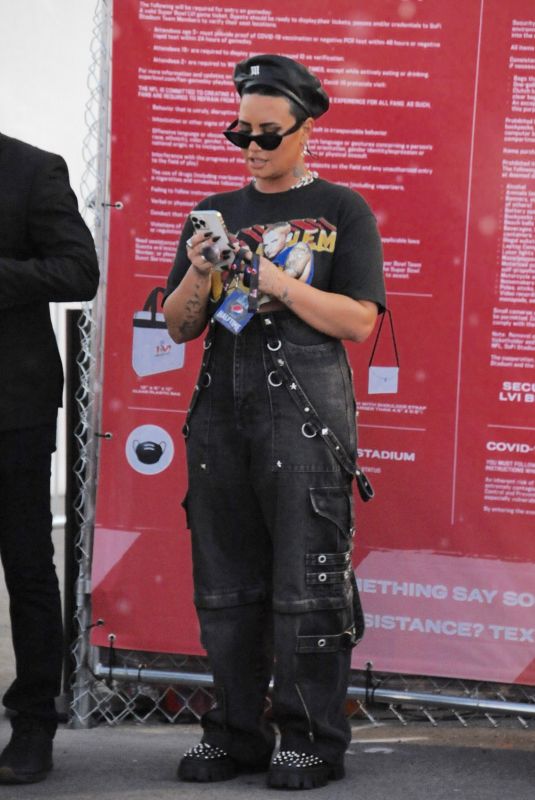 DEMI LOVATO Leaves Super Bowl LVI in Inglewood 02/13/2022