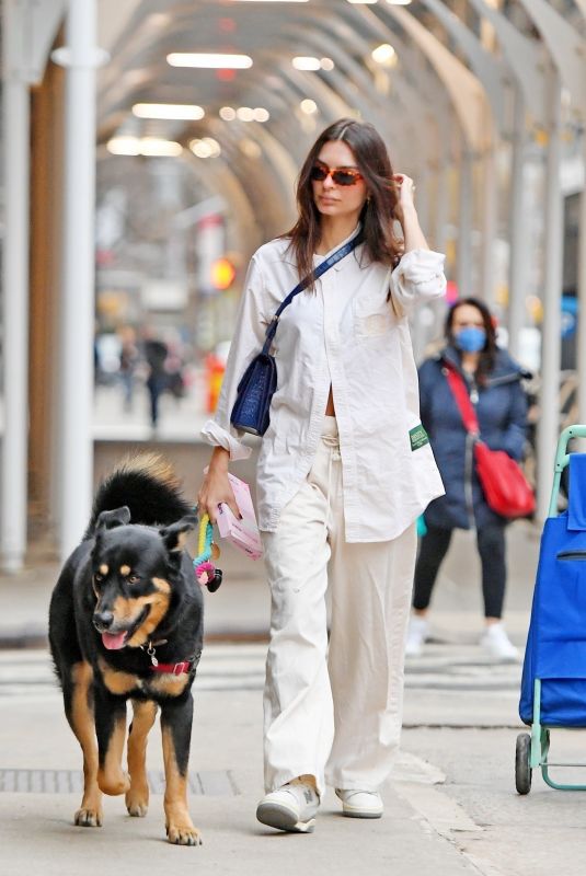 EMILY RATAJKOWSKI Out with Her Dog in New York 02/17/2022