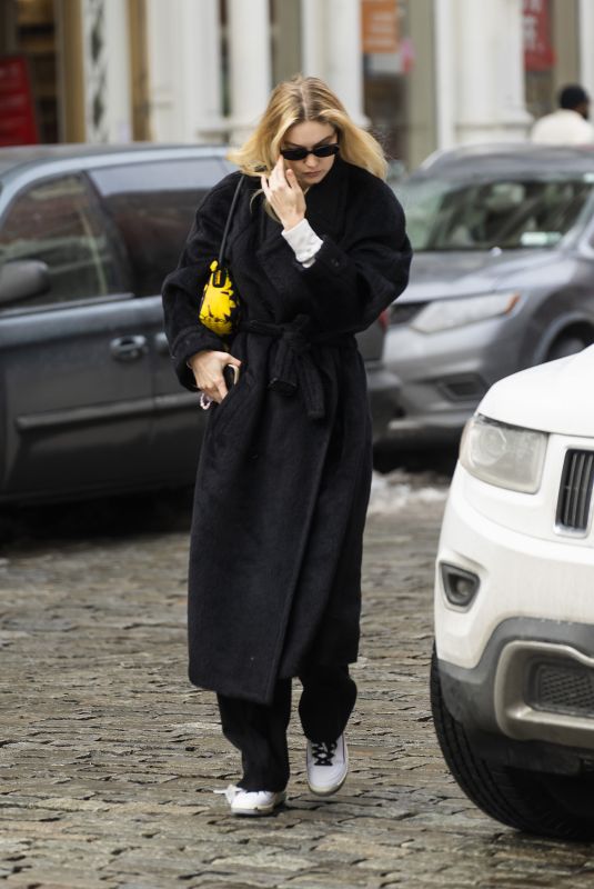 GIGI HADID Out and About in New York 02/02/2022