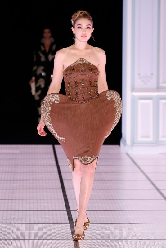 GIGI HADID Walks Runway at Moschino Fashion Show in Milan 02/24/2022