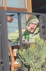 HAILEY and Justin BIBER Out for Valentine