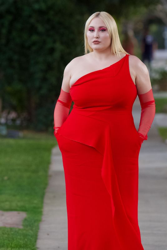 HAYLEY HASSELHOFF Out in Beverly Hills 02/14/2022