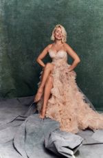 HOLLY WILLOUGHBY for Her New Perfume 02/08/2022