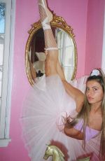 ISABELLA FONTE at a Photoshoot 02/04/2022