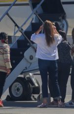 JENNIFER ANISTON Leaves Oahu 02/09/2022