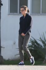 JENNIFER GARNER Out in Brentwood 02/15/2022
