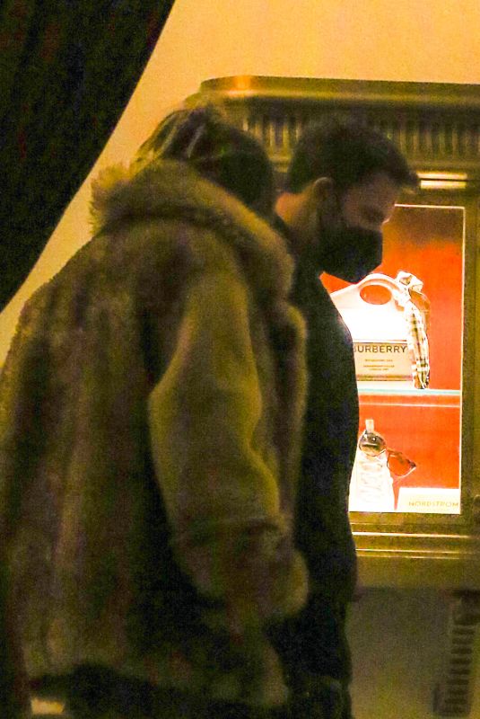 JENNIFER LOPEZ and Ben Affleck Arrives at Their Hotel in New York 02/02/2022