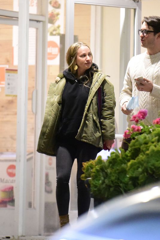 JENNIFER MEYER Out for Sushi Date in West Hollywood 02/23/2022