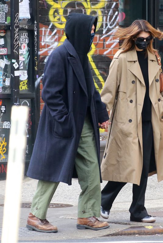 KAIA GERBER and Austin Butler Out in New York 02/17/2022