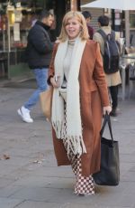 KATE GARRAWAY Arrives at Smooth Radio in London 01/31/2022