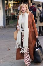 KATE GARRAWAY Arrives at Smooth Radio in London 01/31/2022