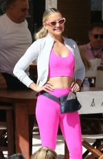 KATE HUDSON Arrives at a Yoga Event at Nikki Beach in Miami 02/27/2022