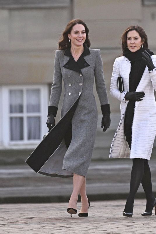 KATE MIDDLETON and Princess MARY OF DENMARK at Danner Crisis Centre in Copenhagen 02/23/2022