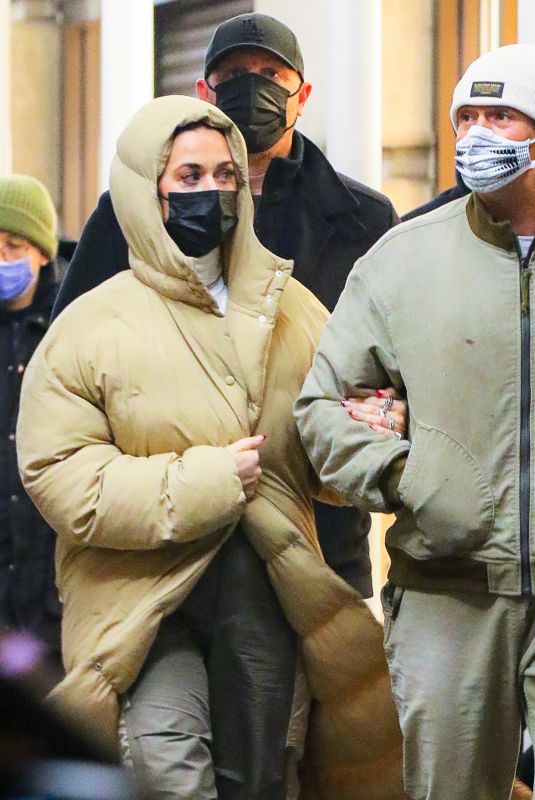 KATY PERRY and Orlando Bloom Out in New York 01/28/2022