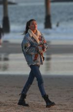KELLY GALE and Joel Kinnaman on the Beach in Venice 02/04/2022