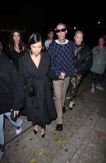 KOURTNEY KARDASHIAN and Travis Barker, Alabama LELLA barker and Atiana DE LA HOYA Out for Dinner at Craig