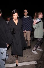 KOURTNEY KARDASHIAN and Travis Barker, Alabama LELLA barker and Atiana DE LA HOYA Out for Dinner at Craig