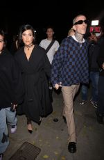 KOURTNEY KARDASHIAN and Travis Barker, Alabama LELLA barker and Atiana DE LA HOYA Out for Dinner at Craig