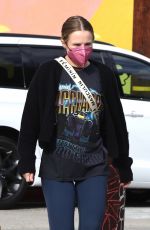 KRISTEN BELL Out and About in Los feliz 02/16/2022