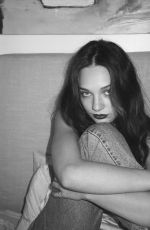 MADDIE ZIEGLER - Instagram Photos 02/24/2022