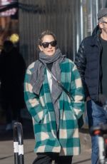 MAGGIE COHN Out for Lunch Date in London 02/01/2022