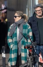 MAGGIE COHN Out for Lunch Date in London 02/01/2022