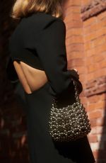 MALGOSIA BELA for Mango Dynamic Office Trend Guide, February 2022