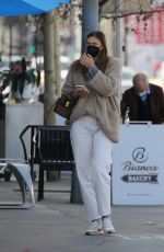 MARIA SHARAPOVA Out with a Friend in Los Angeles 01/31/2022