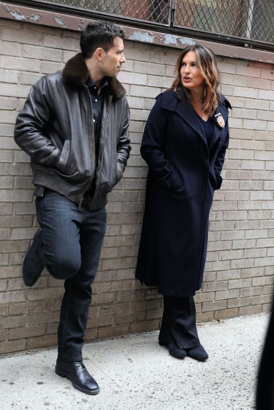 MARISKA HARGITAY and Ice T and Octavio Pisano on the Set of Law and Order: SVU in New York 02/22/2022