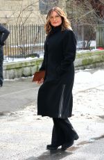 MARISKA HARGITAY and KELLI GIDDISH on the Set of Law and Order: Special Victims Unit in New York 02/07/2022