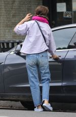 NATALIE PORTMAN Leaves La La Ling Store in Los Angeles 01/31/2022