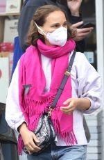 NATALIE PORTMAN Leaves La La Ling Store in Los Angeles 01/31/2022