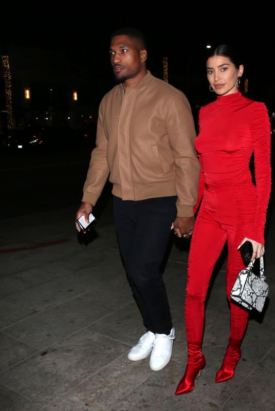 NICOLE WILLIAMS and Larry English on Valentine’s Date in Beverly Hills 02/14/2022