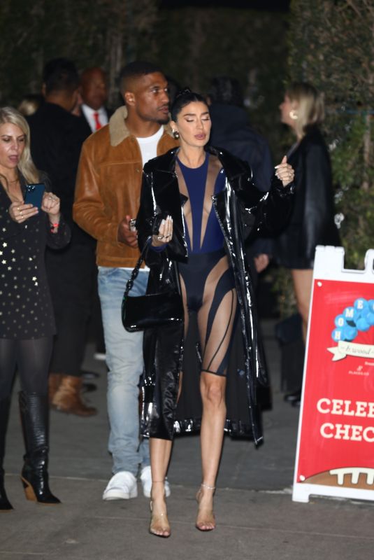 NICOLE WILLIAMS Leaves Justin Bieber