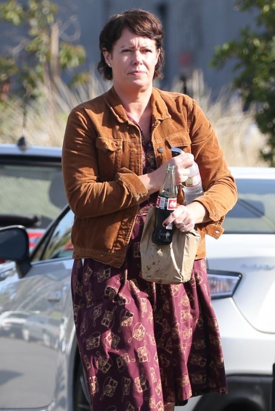 OLIVIA COLMAN Out Shopping in Santa Monica 02/08/2022