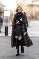 OLIVIA PALERMO Out and About in New York 02/06/2022