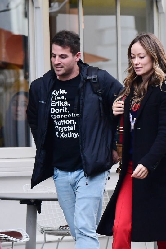OLIVIA WILDE Out for Lunch with a Friend in London 02/14/2022